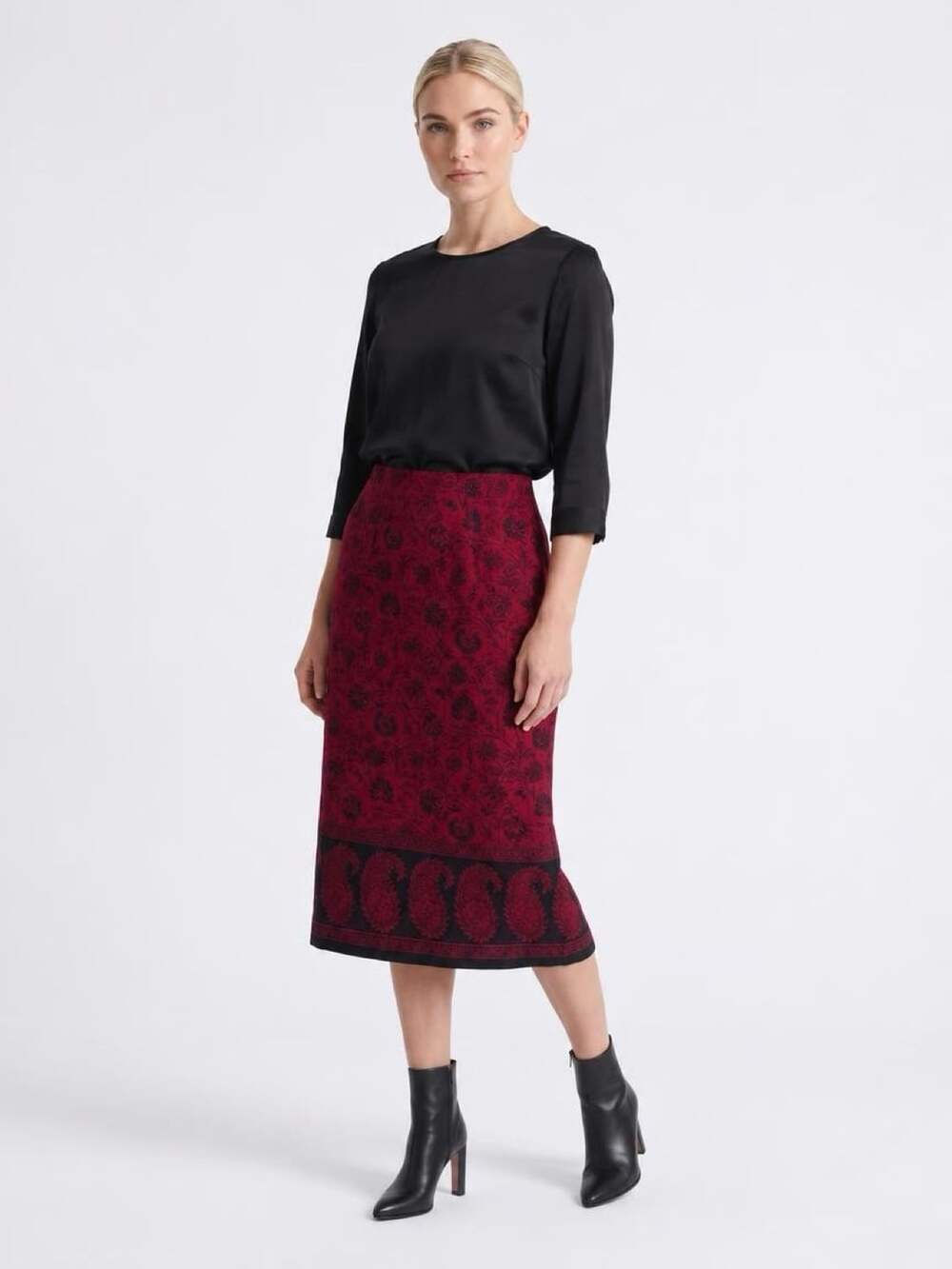 Briggs New York Midi Skirt Size 10 Red Black Floral Paisley